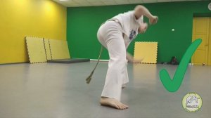 Капоэйра для начинающих #3. Перемещения - холе (role).