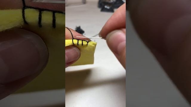 Техника обработки края петельным швом смотреть онлайн