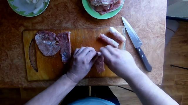 Мясные рулетики с салом  Пальчики по украински. На новогодний стол.