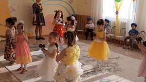Танец ложкарей / танец с ложками на 8 марта / День матери в средней группе