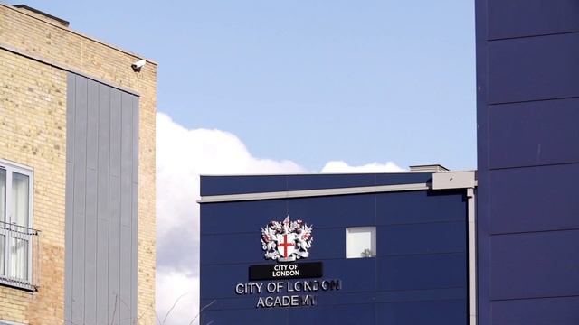 Welcome to City of London Academy Southwark смотреть онлайн