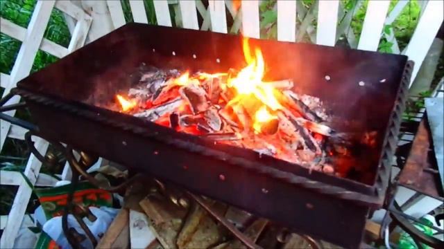 165 - VLOG. ДАЧА. 1- й день отпуска ( часть 3). Вечер, жарим колбаски. смотреть онлайн