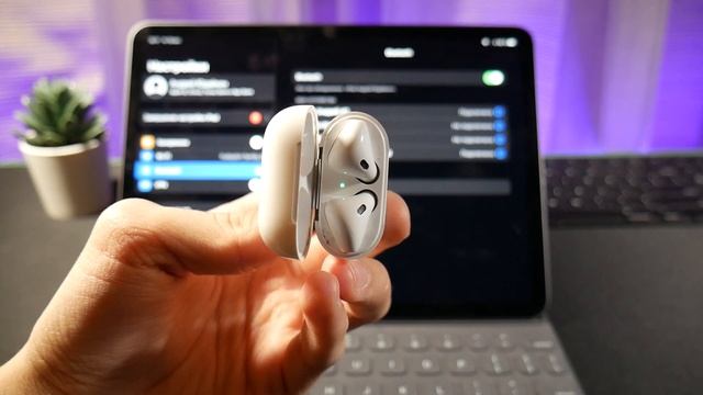 Глючат AirPods? как ПЕРЕЗАГРУЗИТЬ AirPods смотреть онлайн