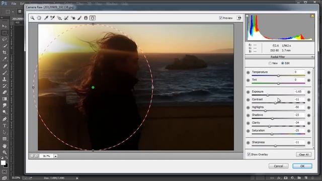 Camera Raw Radial Filter - Photoshop CC Tutorial смотреть онлайн