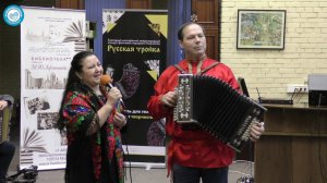 Ночь гуляет по улицам тёмным. Гармонь - это не история, а душа русского человека.