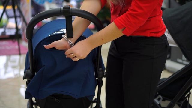 Lightweight Stroller Comparison UppaBaby Minu Stroller vs YoYo Stroller смотреть онлайн