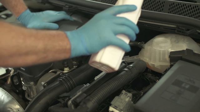 Coolant Change at Drive Vauxhall смотреть онлайн