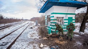 Выпуск от 23.12.2017 г. Киевским военным будет проще стрелять по детям Донбасса из американских снай