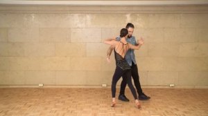 Bachata Free Spins (Basic Turn, Hook Turn, Twist & Turn)