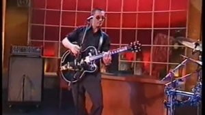 Fun Lovin' Criminals - I'm Not In Love (Live)