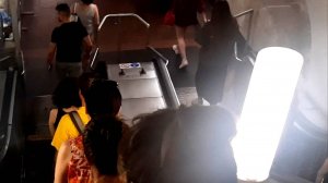 ВЫХОД В МЕТРО ЧКАЛОВСКАЯ в Москве из Курского железнодорожного вокзала через синюю станцию Курская