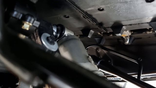 Ski-Doo G4 Summit 146 T-motion Adjustable Limiter Strap installed смотреть онлайн