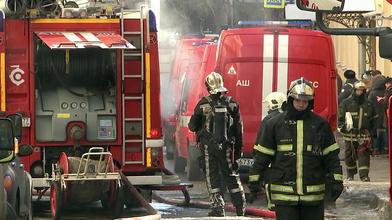 Пожарные ликвидировали пожар, возникший в одном из корпусов Московской государственной консерватории