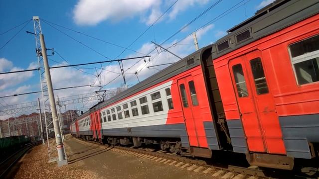 ЭР2Т 7147 подача из депо Лобня апр. 2017