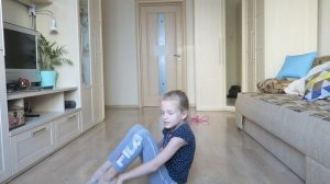 Тренировка перед соревнованиями по художественной гимнастике