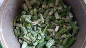 Тушеное мясо с грибами и стручковой фасолью?