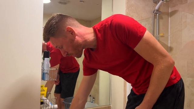 How to Clean a Mirror Without Glass Cleaner смотреть онлайн