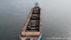 Теплоход ОТА 891 с баржой Волго дон груженой металлом на Красноармейском рейде