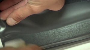 Защита пластиковых порогов и деталей автомобиля