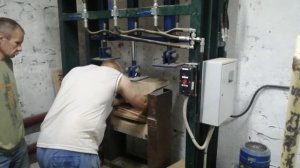 ЭТА ТЕХНОЛОГИЯ ПРИГОДИТСЯ ВСЕМ МЕБЕЛЬЩИКАМ И СТОЛЯРАМ. ГНУТЬЕ ДРЕВЕСИНЫ ПОСЛЕ ПРОПАРКИ.