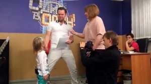 Милана Гогунская с папой репетируют песню к шоу "Один в один"
