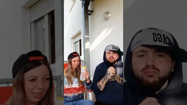 CHANTAL UND KEVIN EIN NETTES GESPRÄCH смотреть онлайн