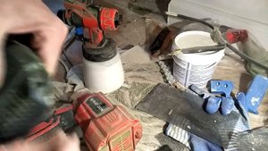 Чистка краскопульта от красочной пыли