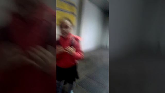 Наблюдаем за людьми смотреть онлайн