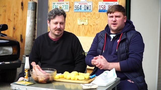 Печем ноги индейки в тандыре вместе с Виктором Самусенко смотреть онлайн