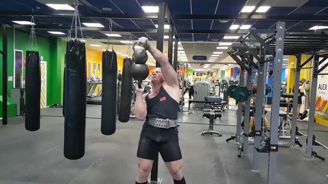 Дараган, жим гирь (32+16) одной рукой ? смотреть онлайн
