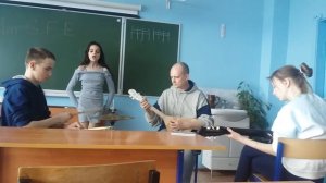 Отрадновская школа, кружок "ПРОСТО.ГИТАРА", ансамбль "Сударушка", песня "Батарейка", репетиция)