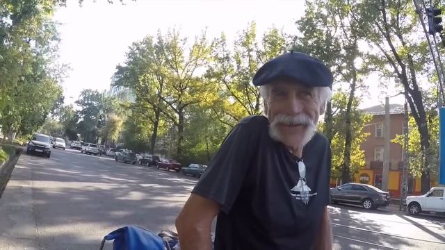 Incredible! 17000 kilometers on bike. From France to Kazakhstan! I 17000 км НА ВЕЛОСИПЕДЕ!!! смотреть онлайн