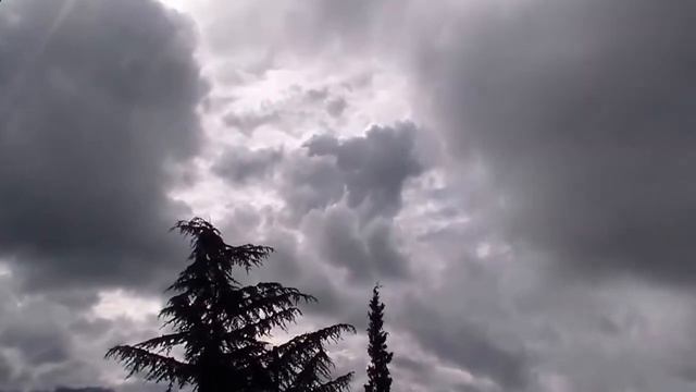 Облачные предгорья Кавказа  Caucasus