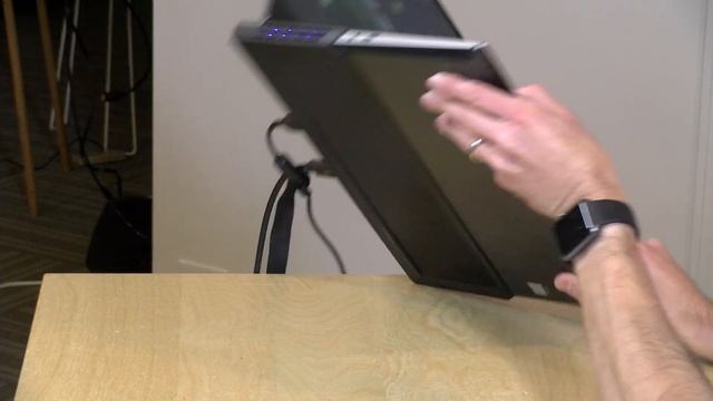 Lenovo Legion Y730 Gaming Laptop Review - 15" With Hexacore i7 and GTX 1050Ti смотреть онлайн