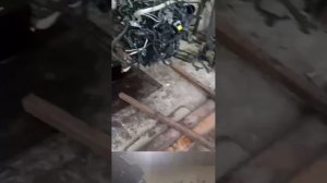 Достаём мотор с Пежо 407 2.2biturbo