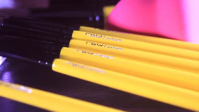 MSQ 10Pcs New Foundation Blending Blush Eyeliner Powder Makeup Brushes Set Professional Premium смотреть онлайн