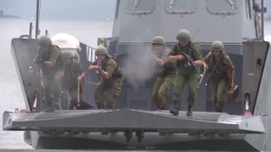 Владивосток - день ВМФ.