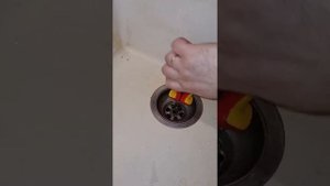 Демонтаж измельчителя. Замена сифона. Мастер на час Сантехник Балашиха Железнодорожный