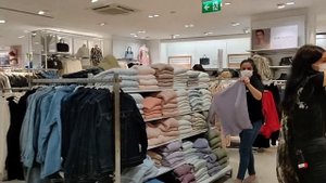 Шоппинг в Кемере. Котон, Вайкики, Сали Позари. Октябрь 2021 год.