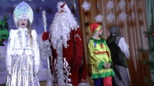 Ёлка в ЦДТ,танцевальный коллектив" Калинка" рук. Варжина Наталья Анатольевна.Шумерля