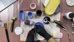 Тестируем лаки Accento | Пробуем покрыть гипс глянцевым лаком без разводов | Эксперимент