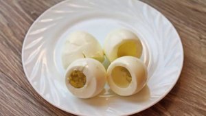 Фаршированные яйца Мухоморы