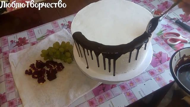 Украшение торта шоколадом с ягодами, без особых заморочек!!! смотреть онлайн