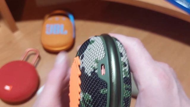 JBL CLIP 4. распаковка,небольшой обзор,сравниваем с clip 3,go 3.какую лучше взять!!! смотреть онлайн