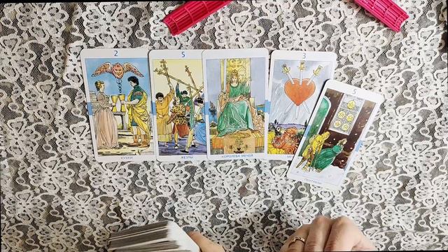 Кто появиться в вашей жизни ближайшее время? смотреть онлайн