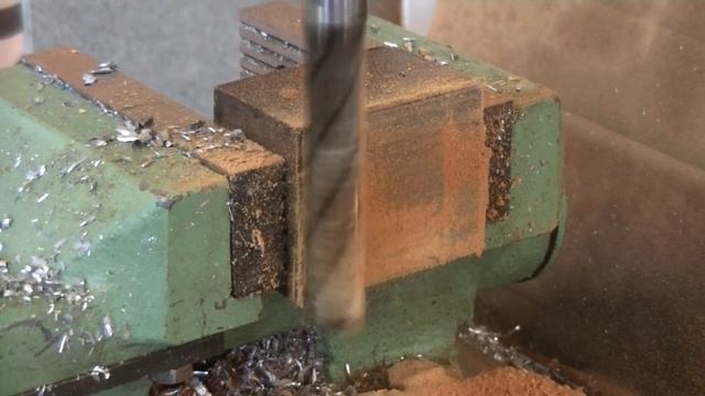 Намоточный намоточный станок. Установка двигателя шпинделя. смотреть онлайн