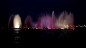 Музыкальный фонтан в Санкт-Петербурге.  圣彼得堡