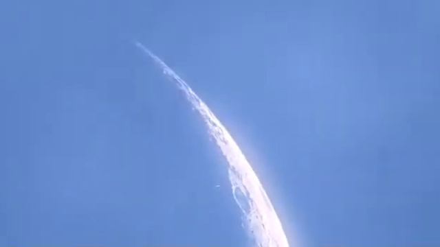 Spaceship spotted on telescope 2020! смотреть онлайн