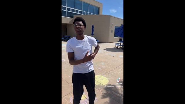 Bryce James Wants Storm Reid.. смотреть онлайн