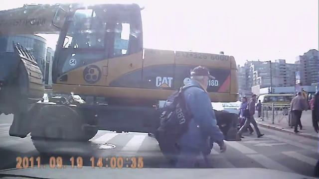 RecordEYE DC709 тест - 1280x720 против света смотреть онлайн